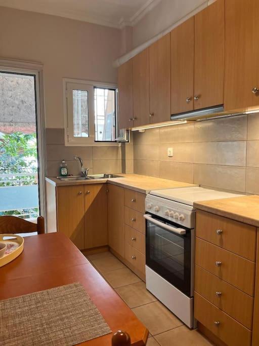 Carlito"S Apartment 1 Next To Metro Station Athens Luaran gambar