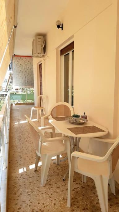 Carlito"S Apartment 1 Next To Metro Station Athens Luaran gambar