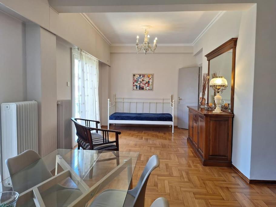 Carlito"S Apartment 1 Next To Metro Station Athens Luaran gambar