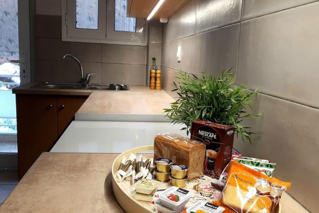 Carlito"S Apartment 1 Next To Metro Station Athens Luaran gambar
